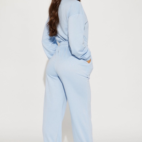 Fashion nova jumpsuit - Picture 2 of 2